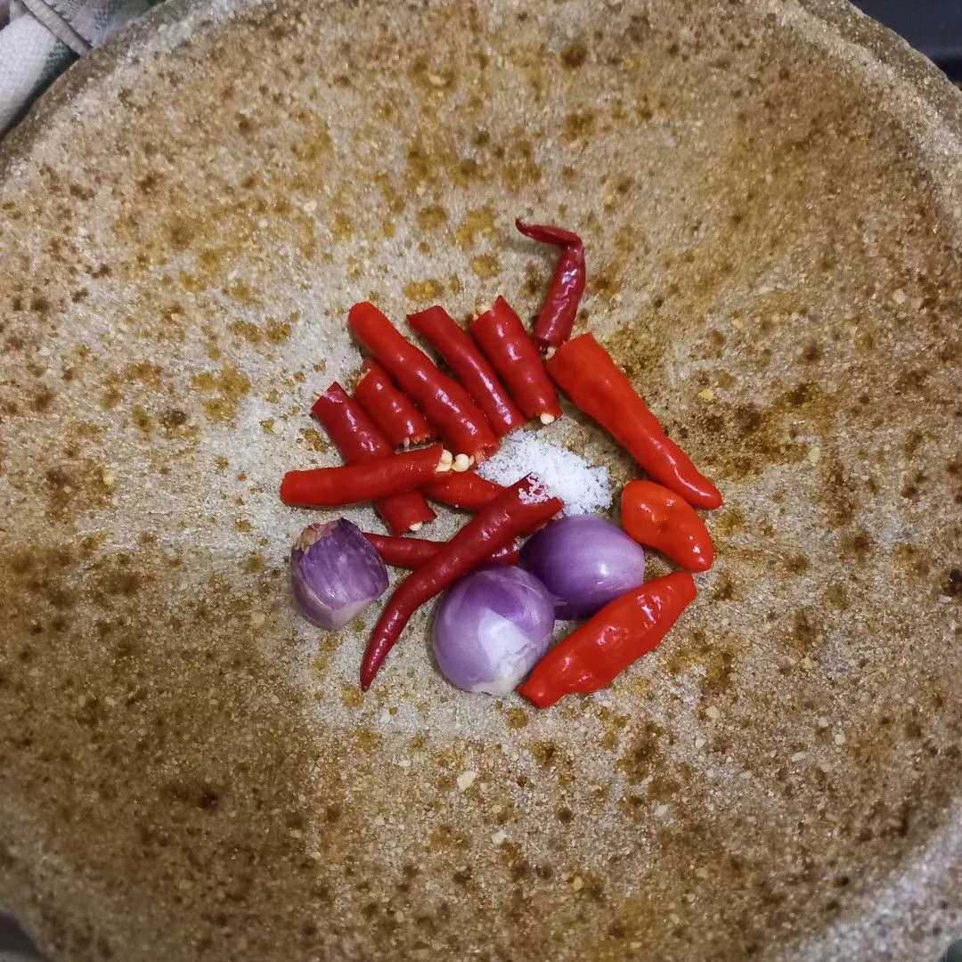 Step 2 Ayam Sambal Pecak