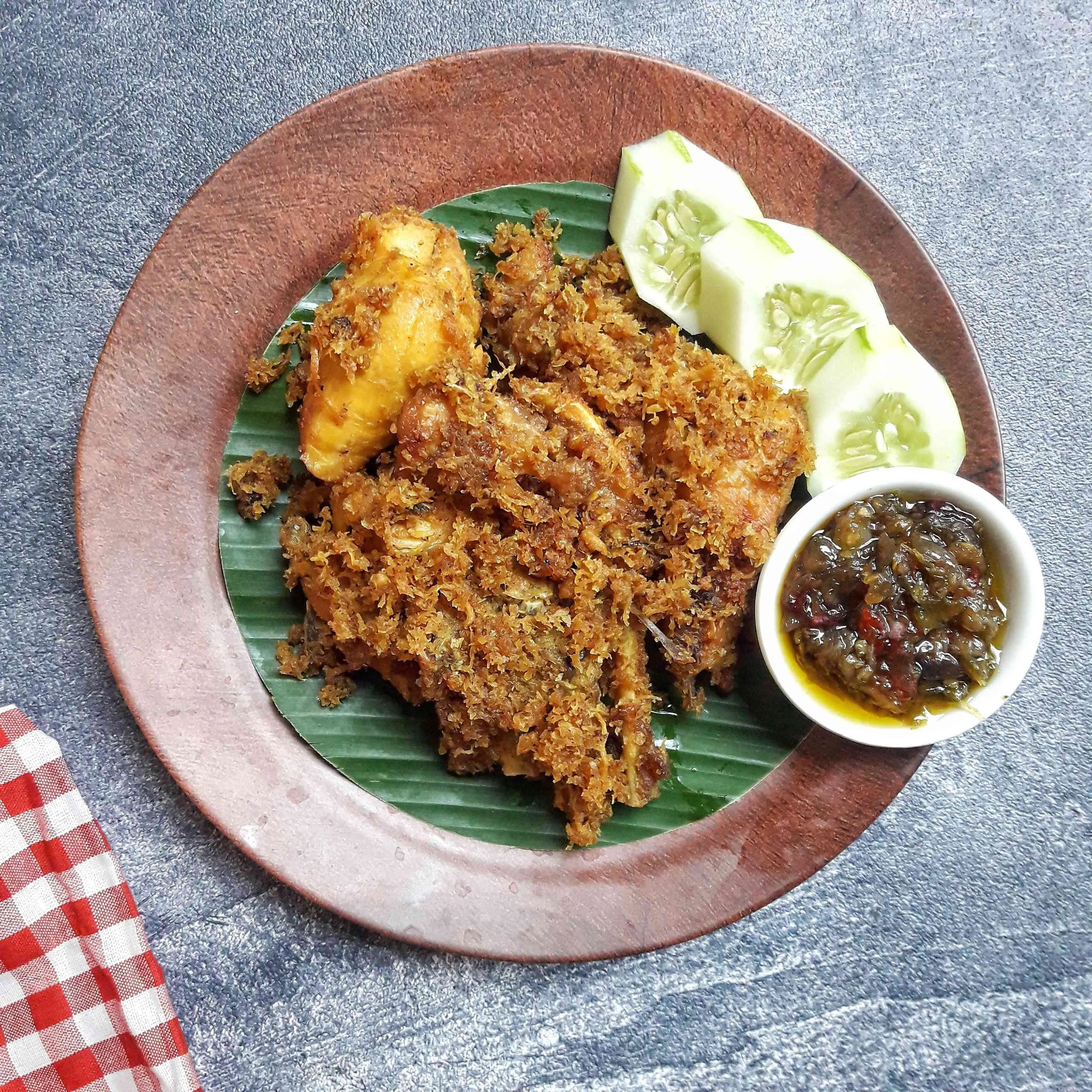 Ayam Goreng Serundeng