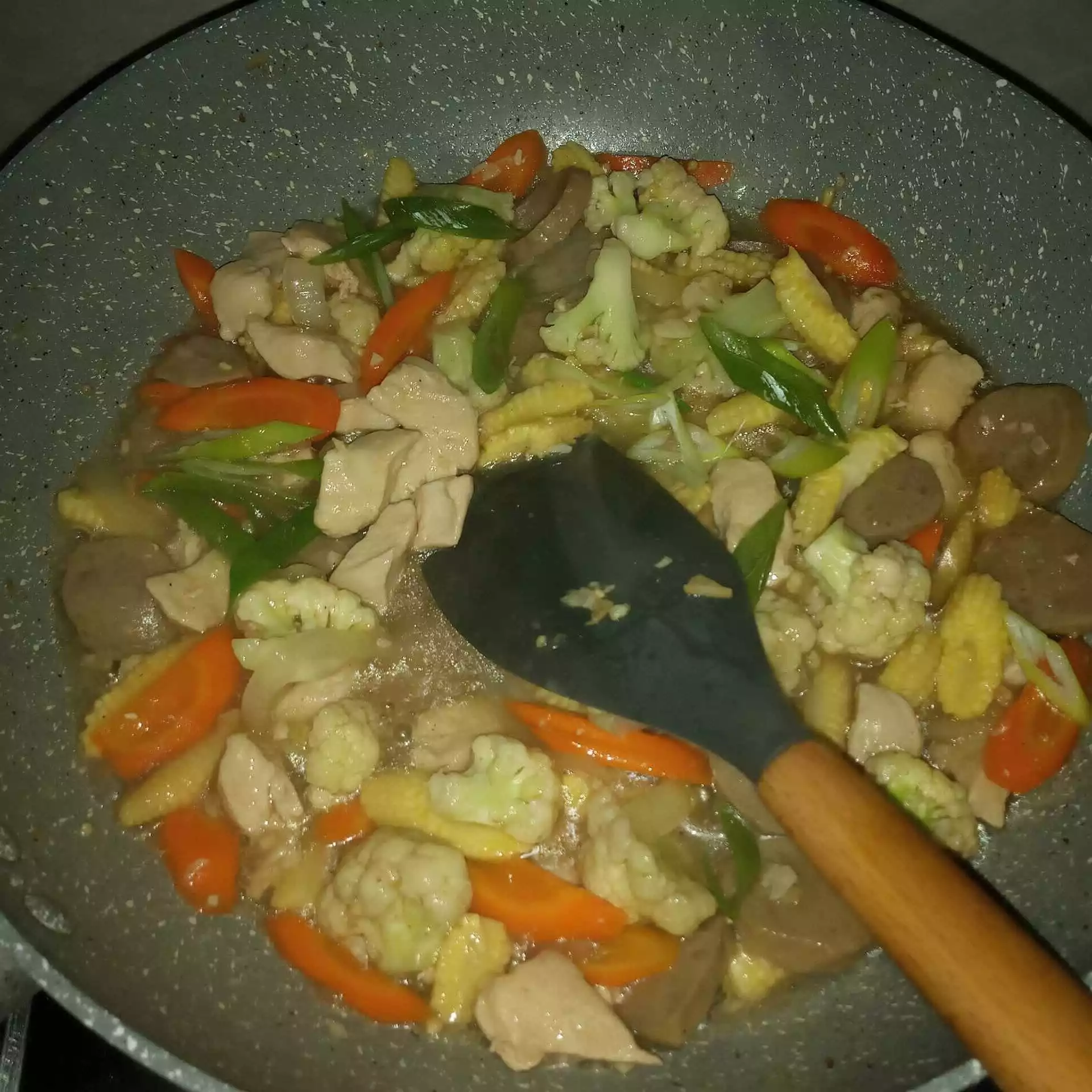 Step 5 Tumis Sayuran Ayam Bakso 