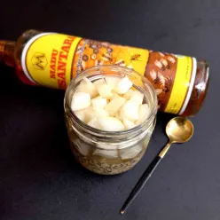 Overnight Oats Buah Pir Madu