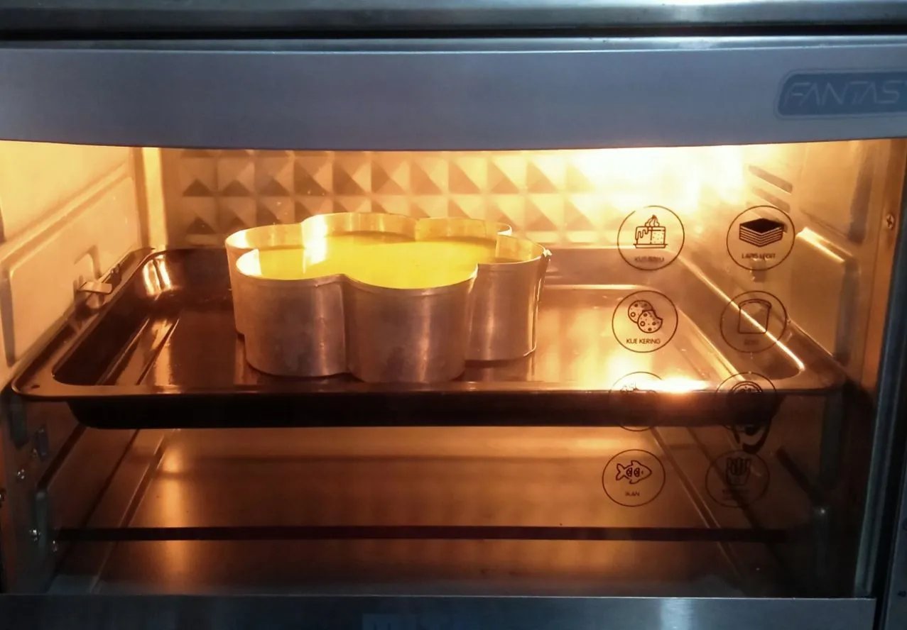 Step 6 Bingka Banjar Kelapa Muda