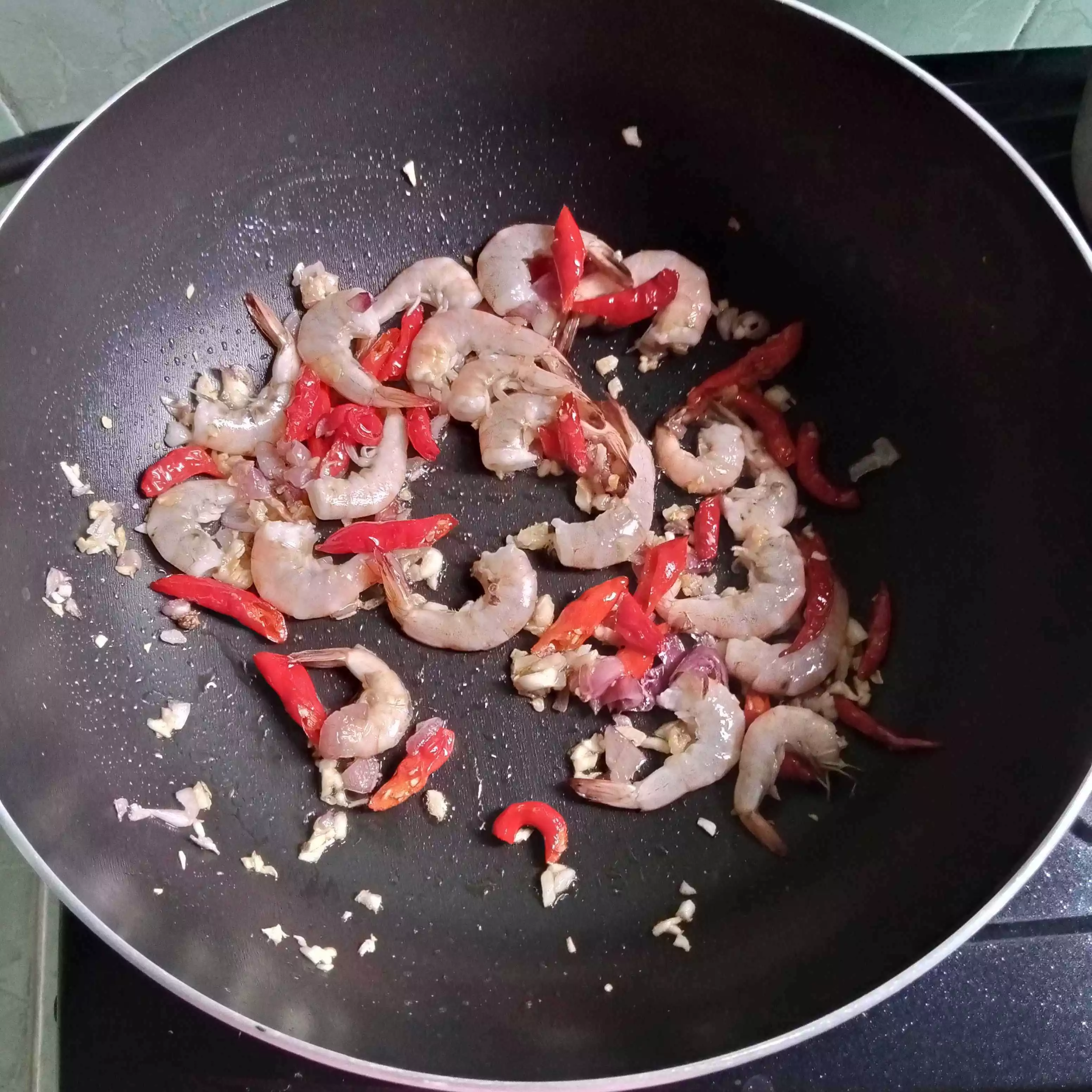 Step 4 Tumis Kuah Kangkung Udang