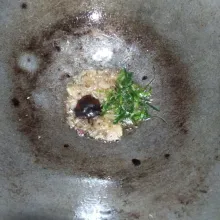 Kemudian tambahkan saus tiram, daun jeruk, garam, gula pasir dan penyedap rasa, aduk sampai rata.