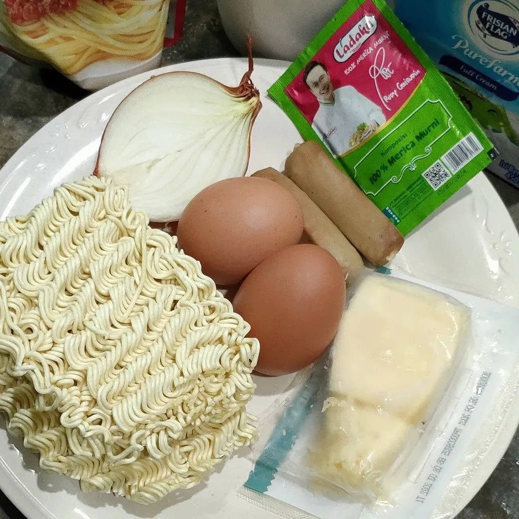 Step 1 Pizza Mie Telur