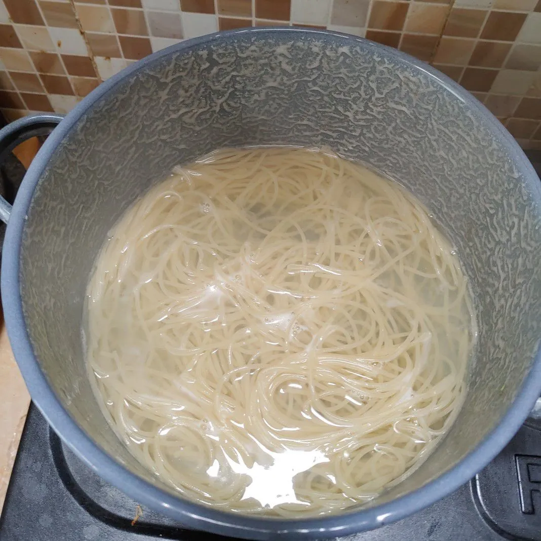 Step 1 Creamy Chicken Lemon Brokoli Pasta