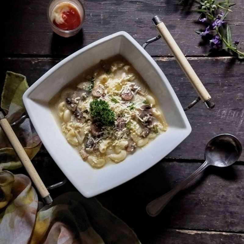 Sup Macaroni