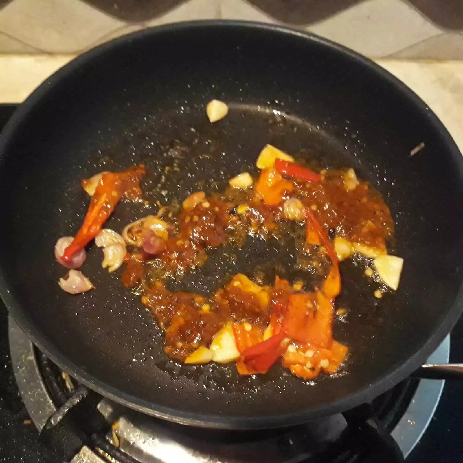 Step 2 Semur Pedas Kerang Tahu