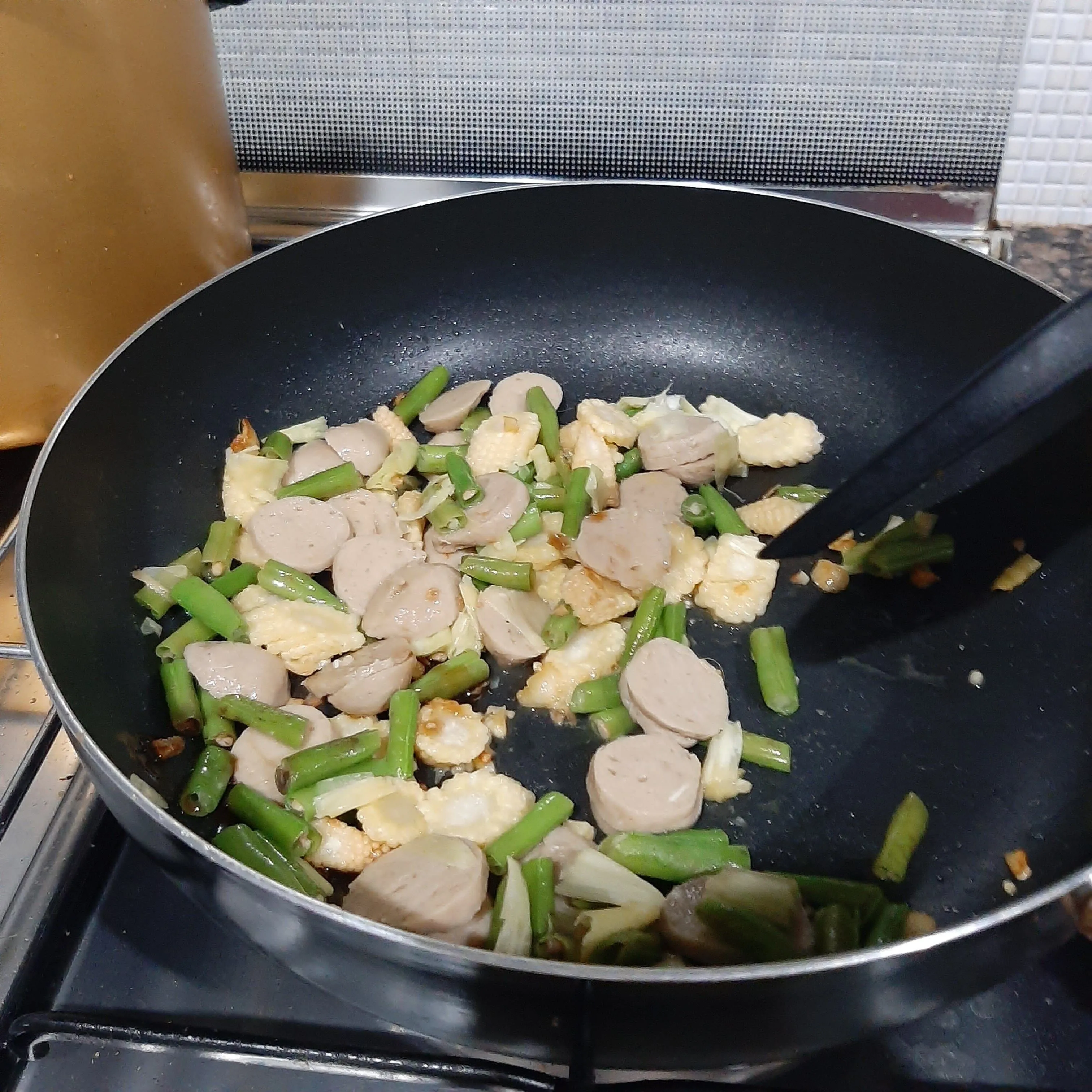 Step 3 Tumis Buncis Putren Bakso