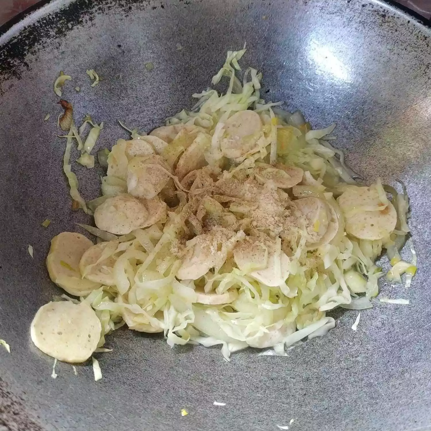 Step 3 Martabak Telur Mini Bakso Sayur #JagoMasakApril