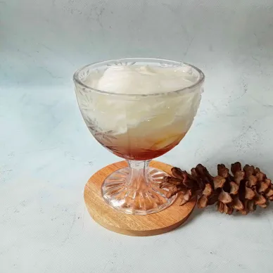 Es Kelapa Muda Gula Merah