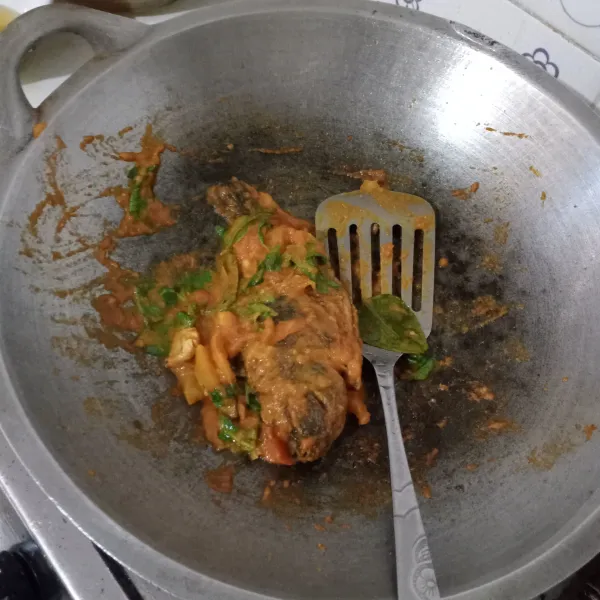 Masak sampai matang dan kuah menyusut.