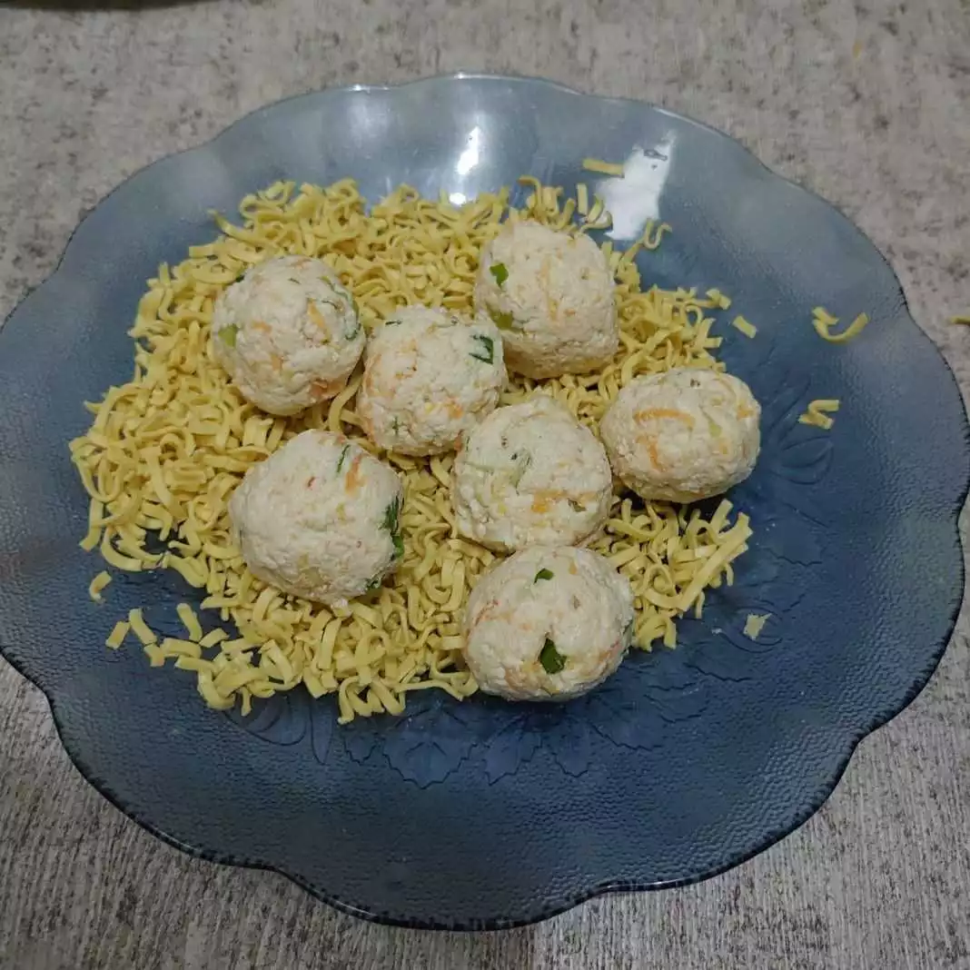 Step 4 Bola bola mie tahu rambutan