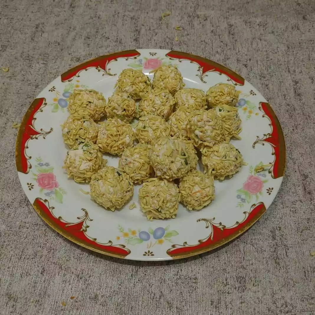 Step 5 Bola bola mie tahu rambutan