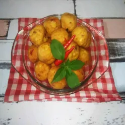 Bola Tahu Pedas