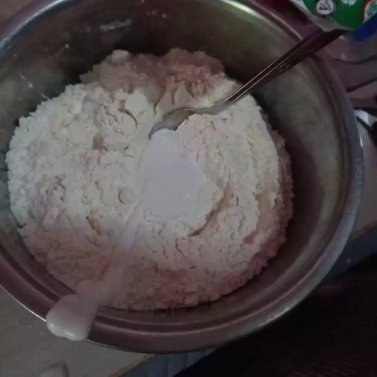 Step 1 Onde Onde Ketawa Santan