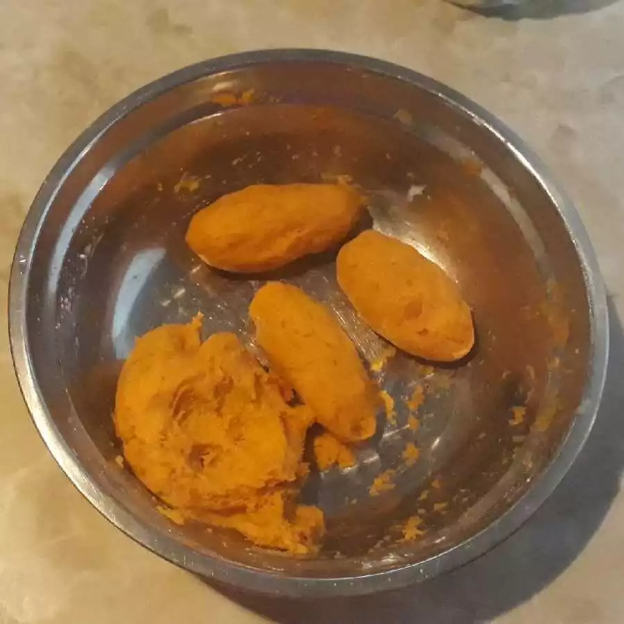 Step 4 Pilus Ubi Isi Gula