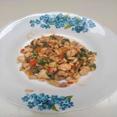 Menu Diet Ayam Kemangi Thailand