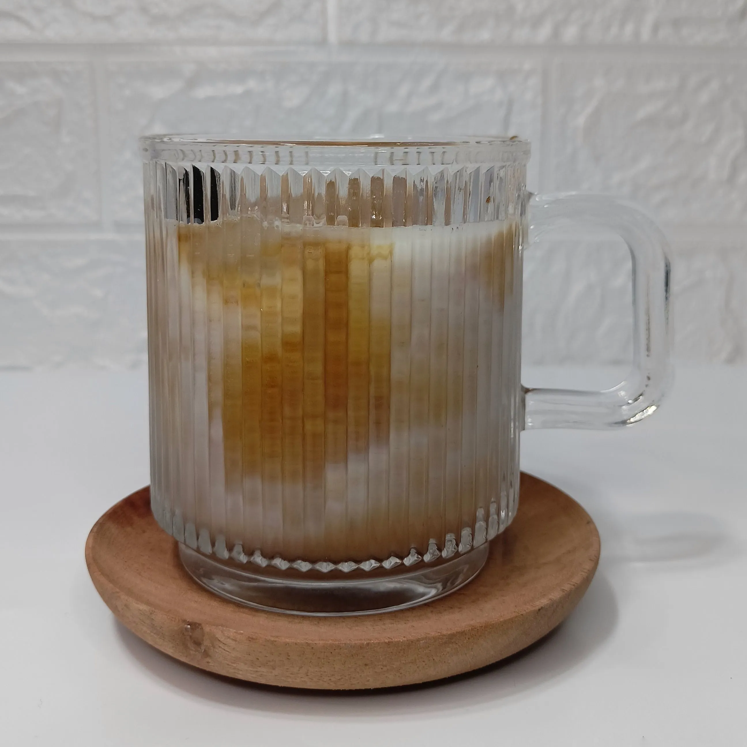 Step 5 Lotus Biscoff Cream Latte