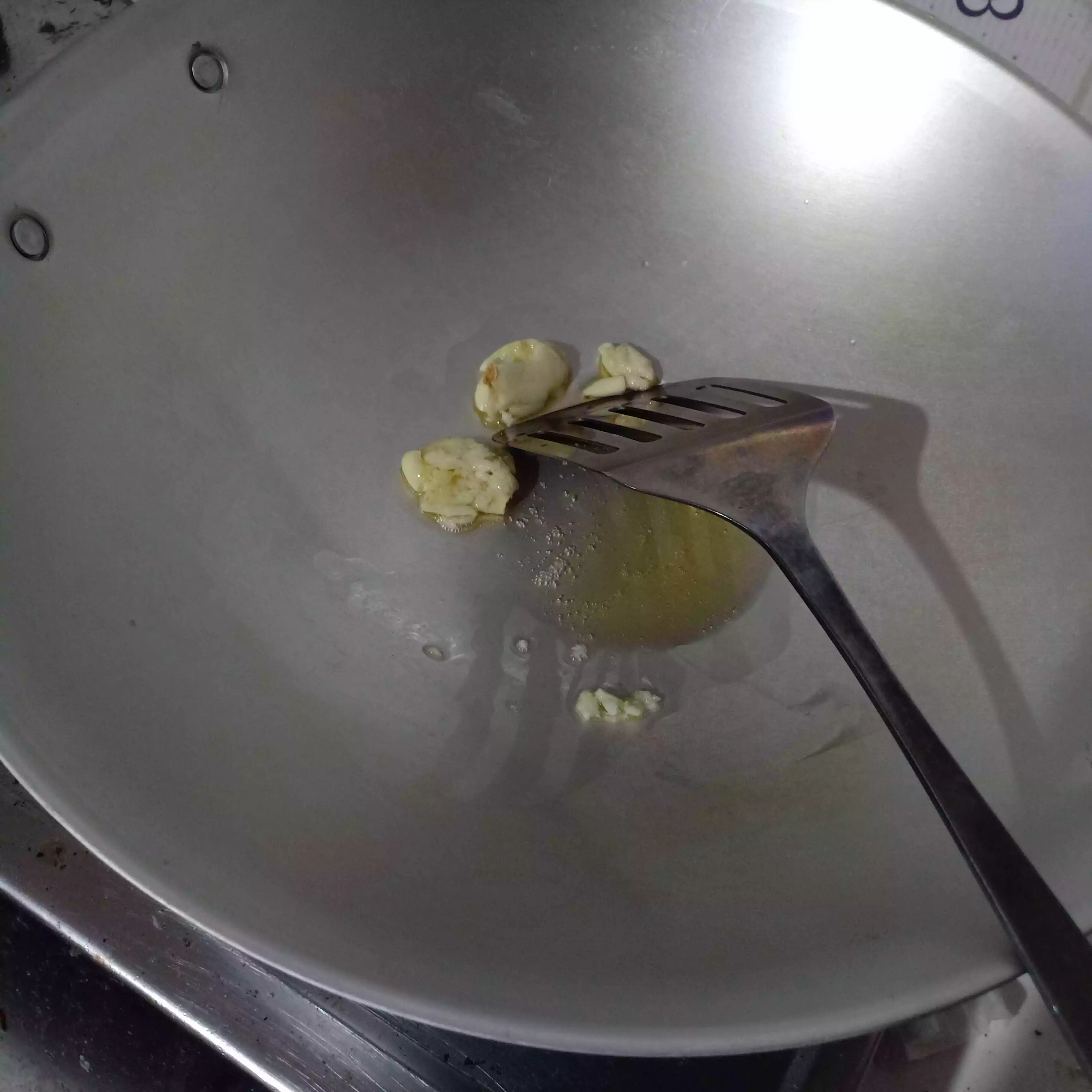 Step 1 Mi Goreng Lada Hitam