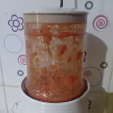 Haluskan bumbu.