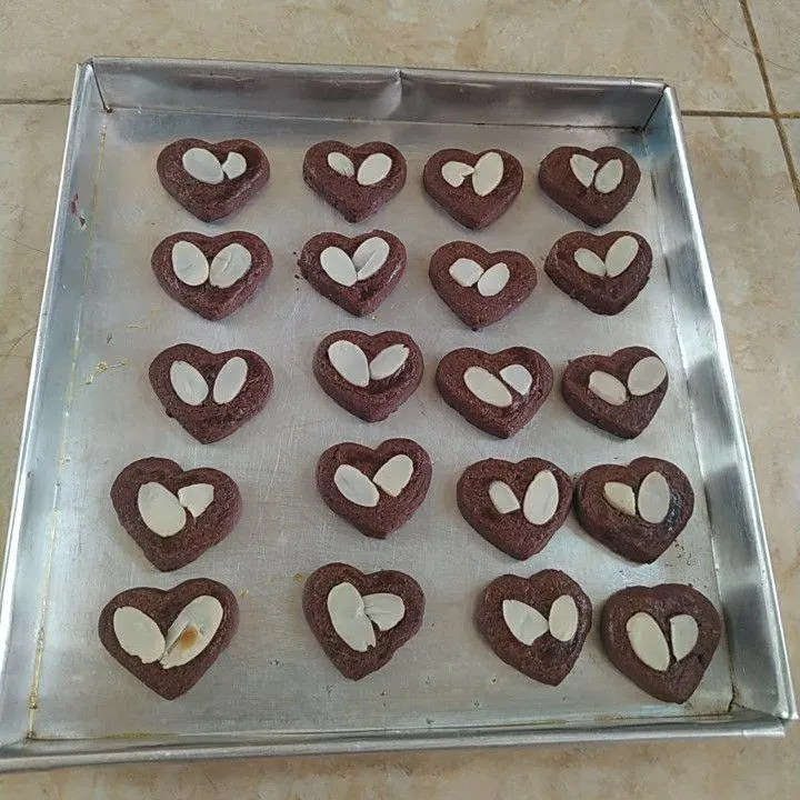 Step 8 Chocolate Almond Cookies