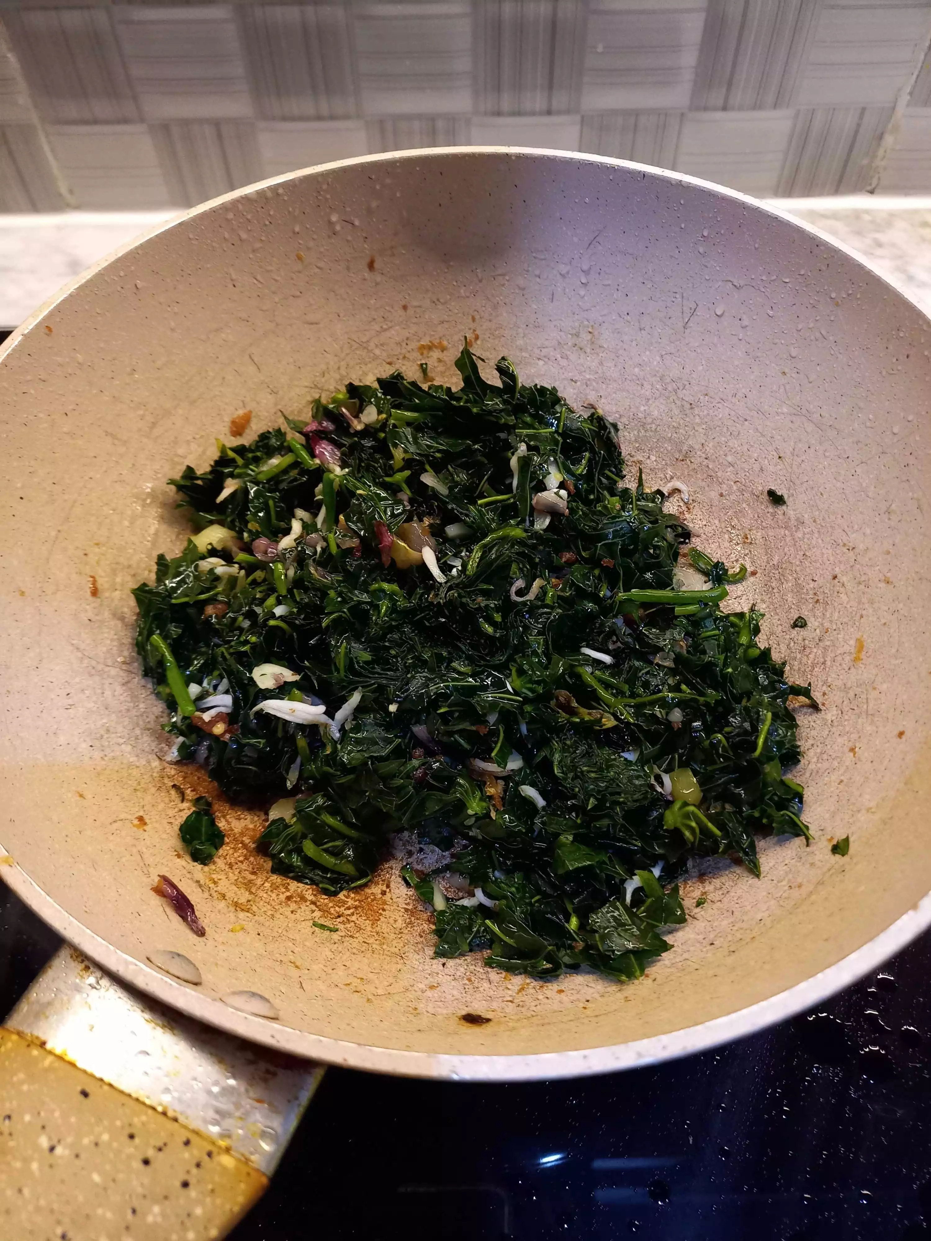 Step 5 Tumis Daun Pepaya