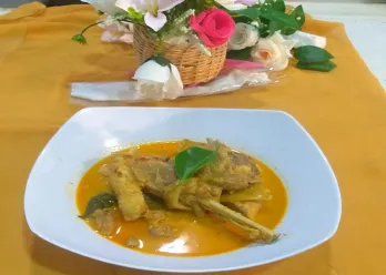Gulai Ayam Kampung