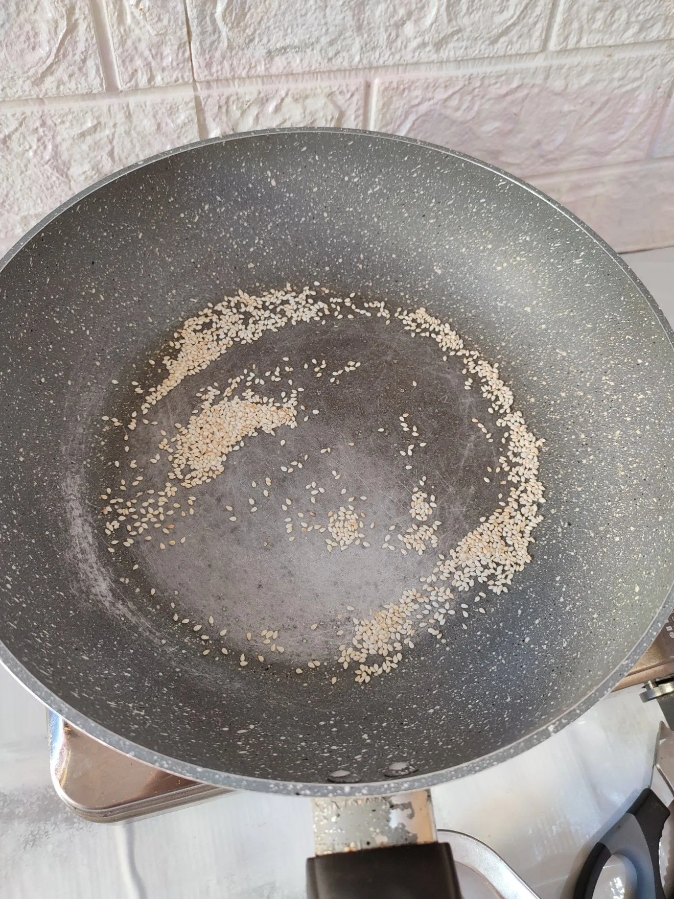 Step 2 Ting-Ting Kacang Mede