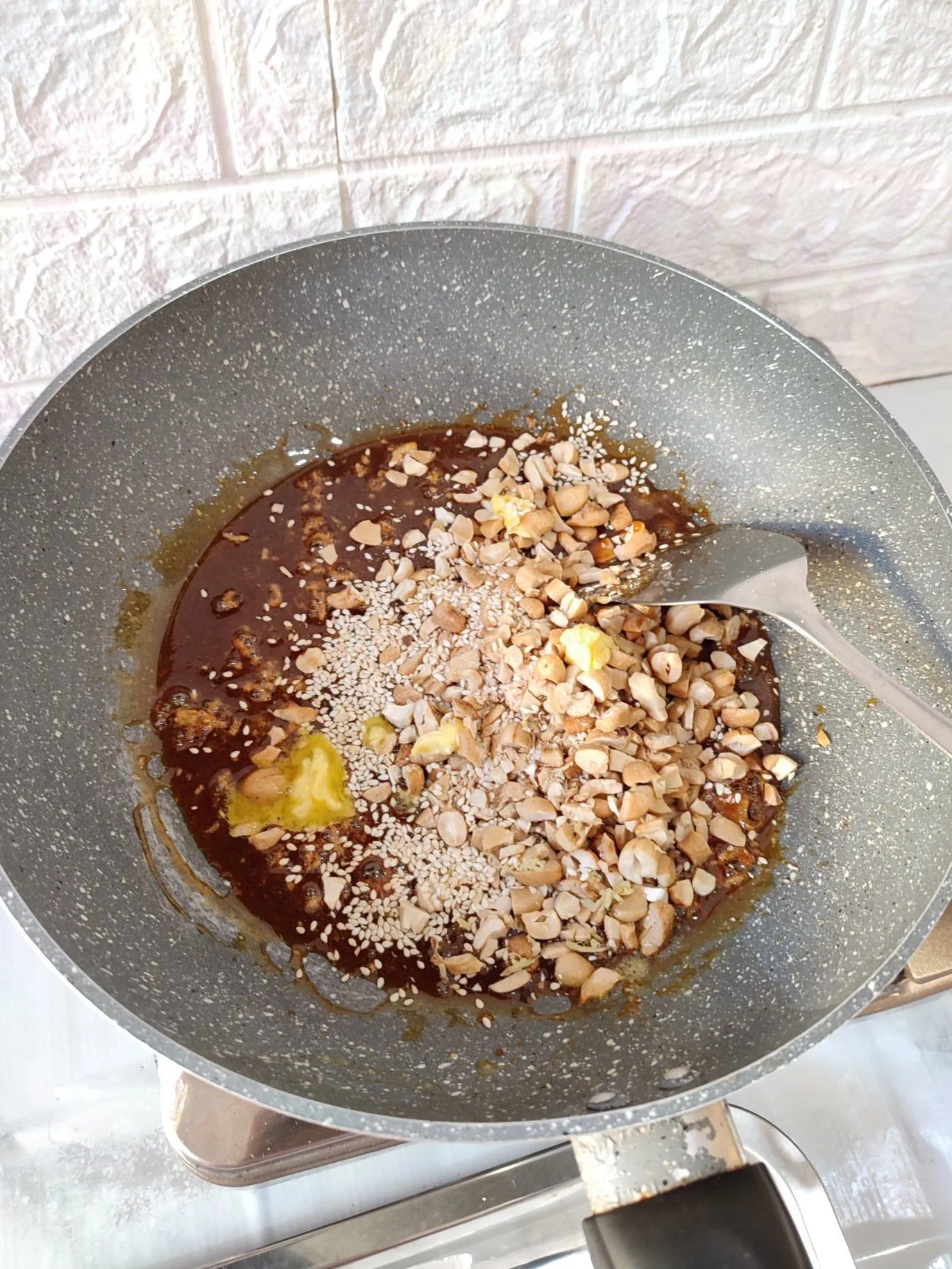Step 5 Ting-Ting Kacang Mede