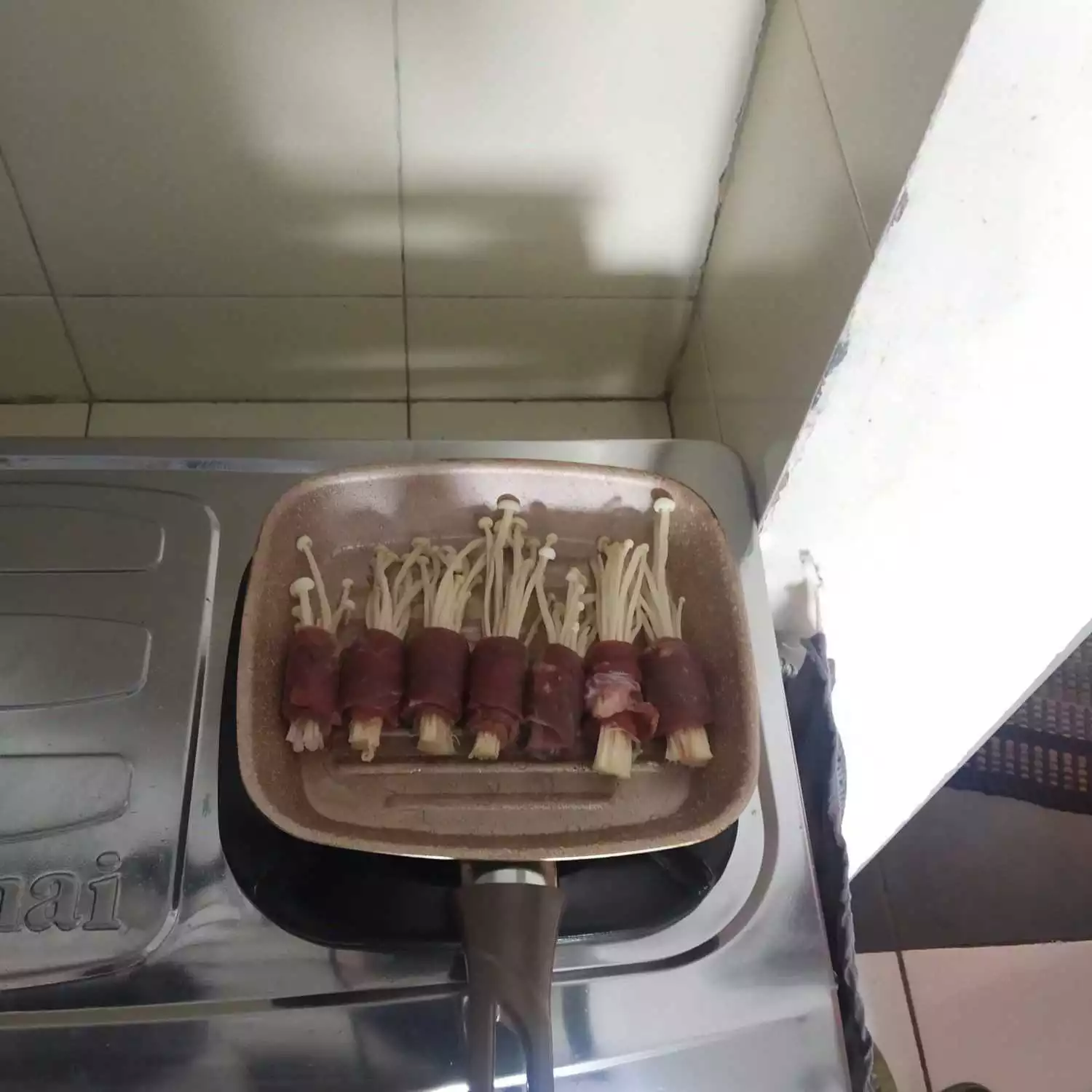 Step 4 Beef Enoki Roll