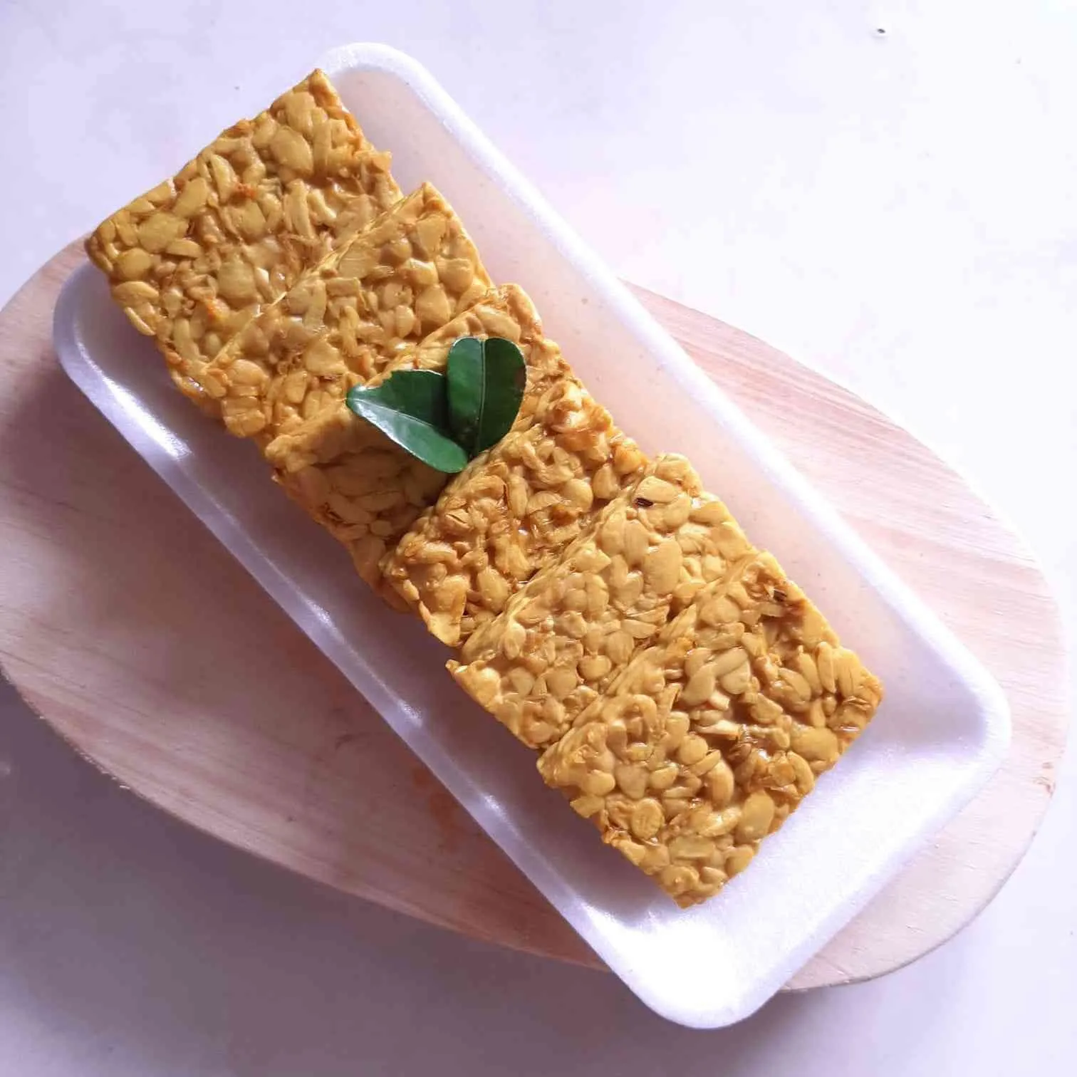 Tempe Ungkep Bumbu Kuning