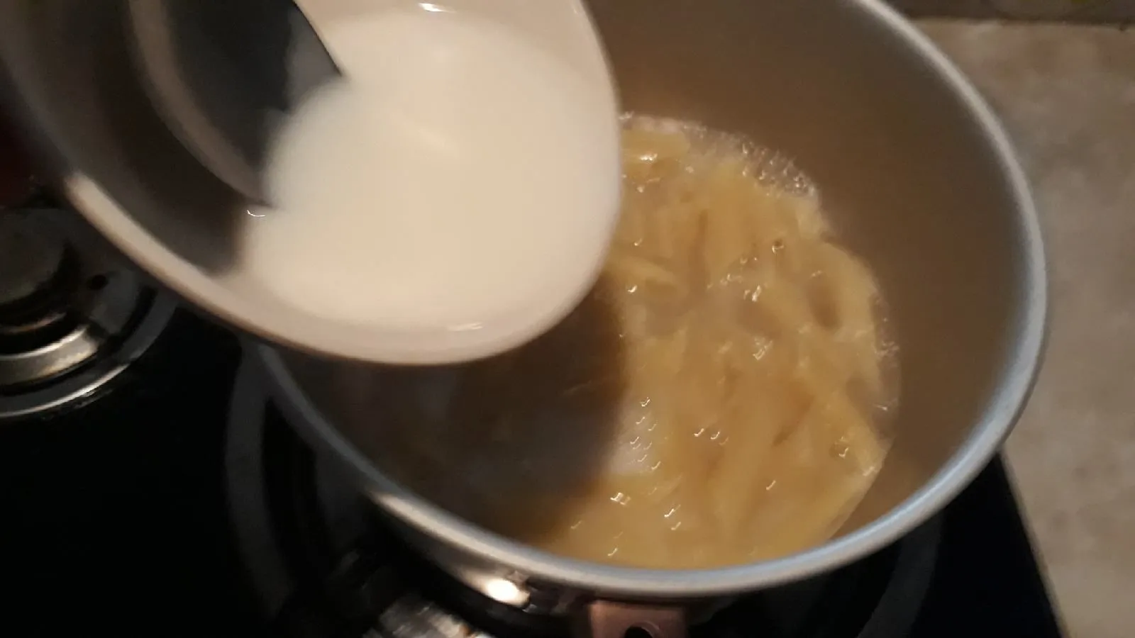 Step 2 Pasta Penne Bolognese