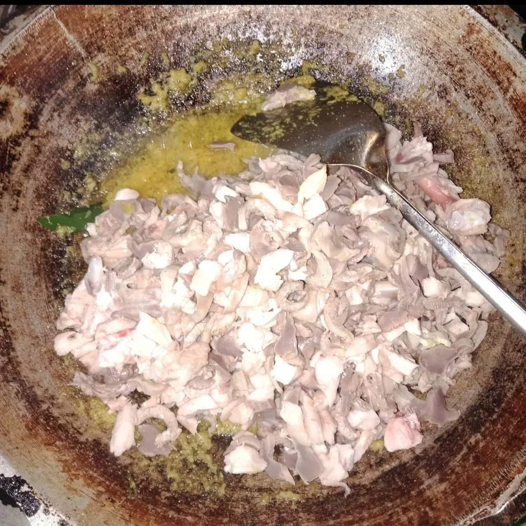 Step 4 Topping Mie Ayam