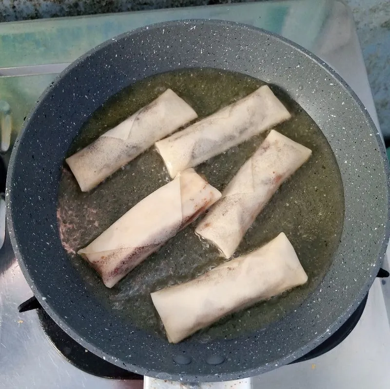 Step 4 Banana Spring Roll