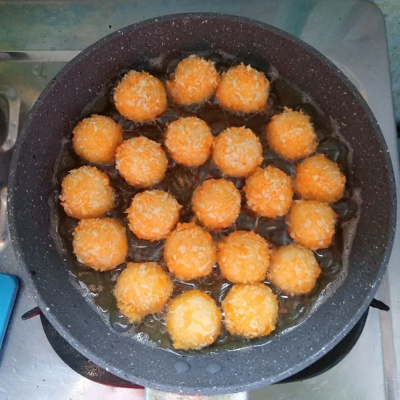 Step 5 Pompom Potatoes