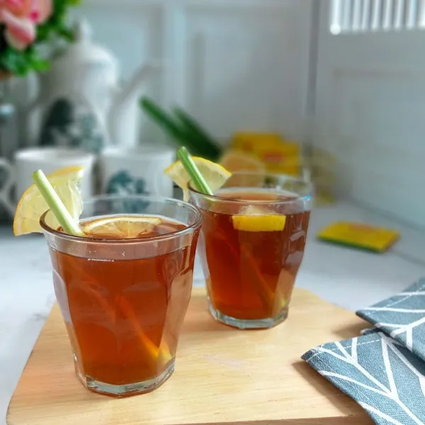 Sajikan lemongrass saat hangat maupun ditambah es batu lebih segar. Selamat Mencoba.
