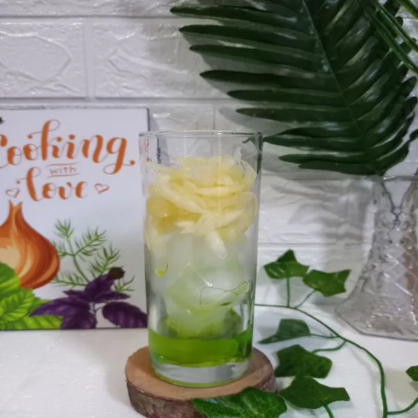 Kemudian masukkan blewah serut.