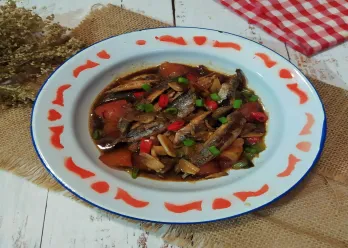 Tumis Ikan Pindang Pedas Manis