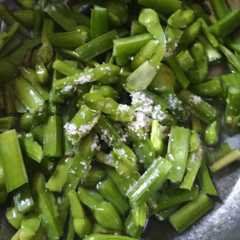 Step 2 Genjer Jamur Kuping Saos Tiram