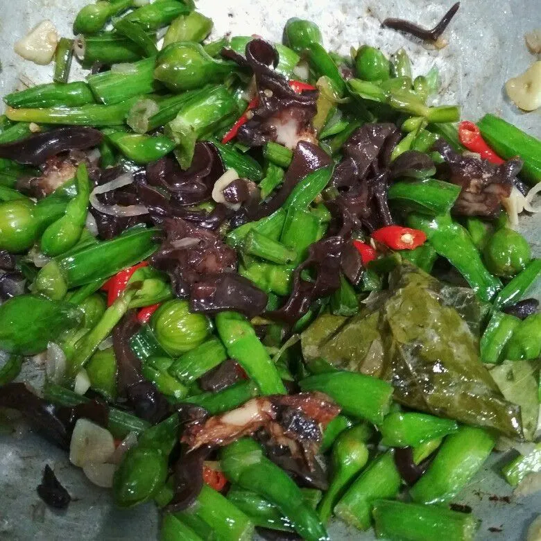 Step 5 Genjer Jamur Kuping Saos Tiram