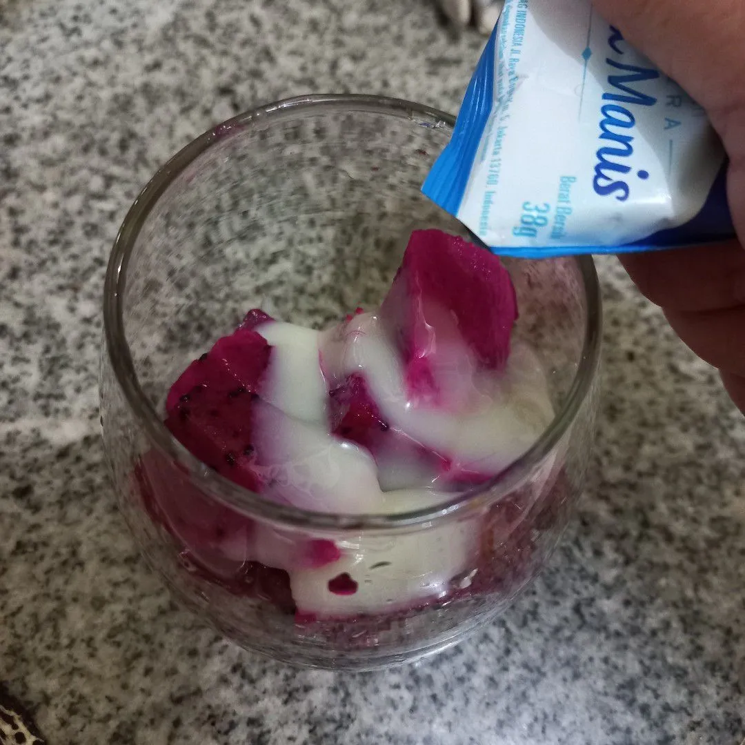 Step 3 Kelapa Buah Naga Susu