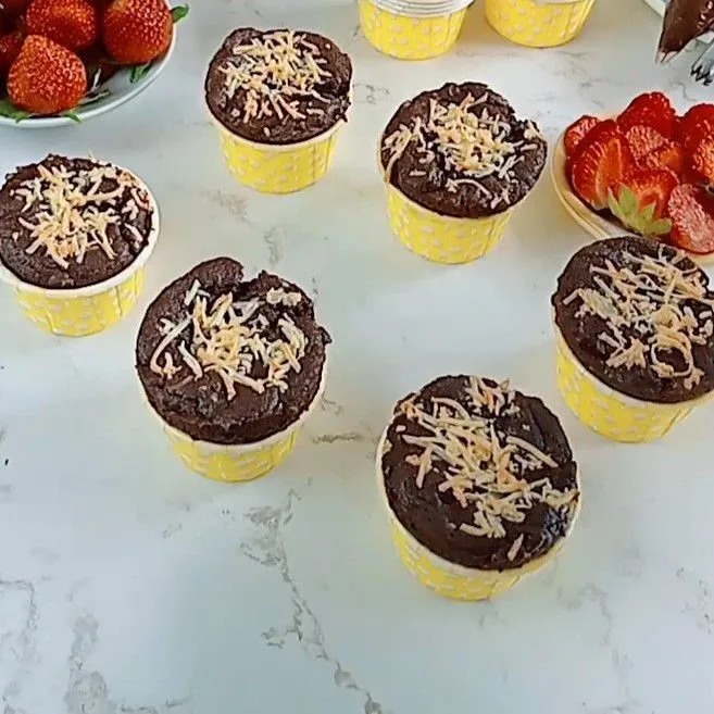 Step 4 Webtoon Brownies in Cup