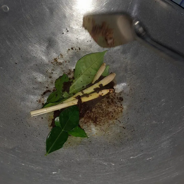 Step 3 Rawon Ayam