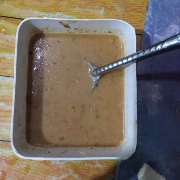 Seduh dengan air garam, tambahkan garam. Tes rasa.