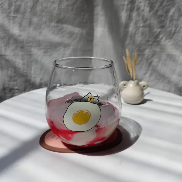 Tambahkan biji selasih.