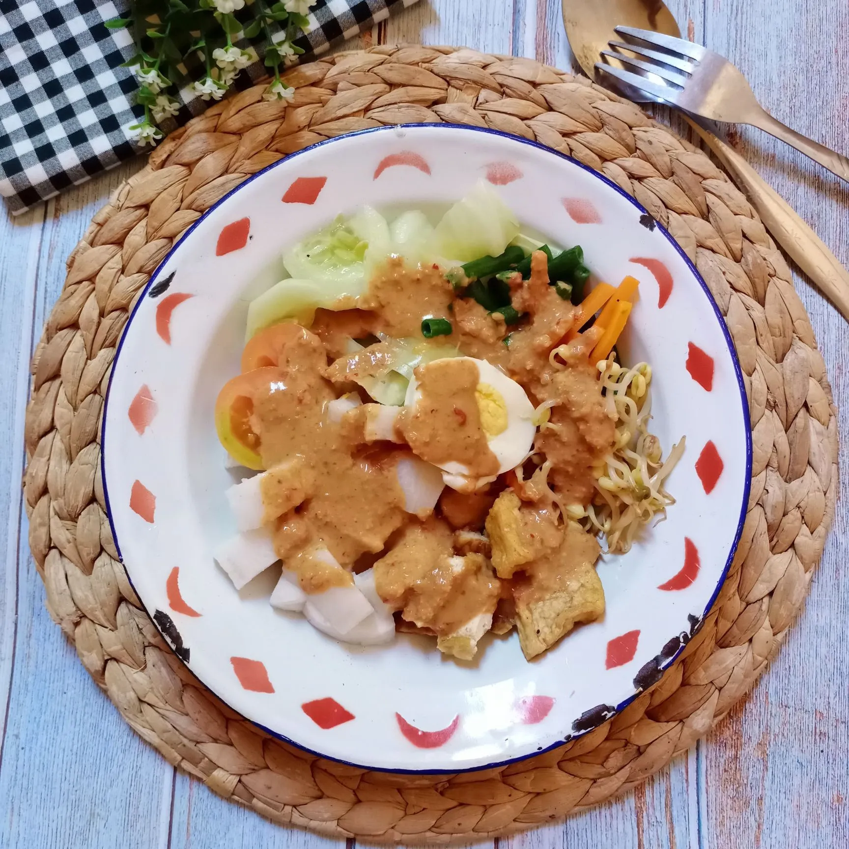 Step 7 Gado-gado Siram khas Surabaya