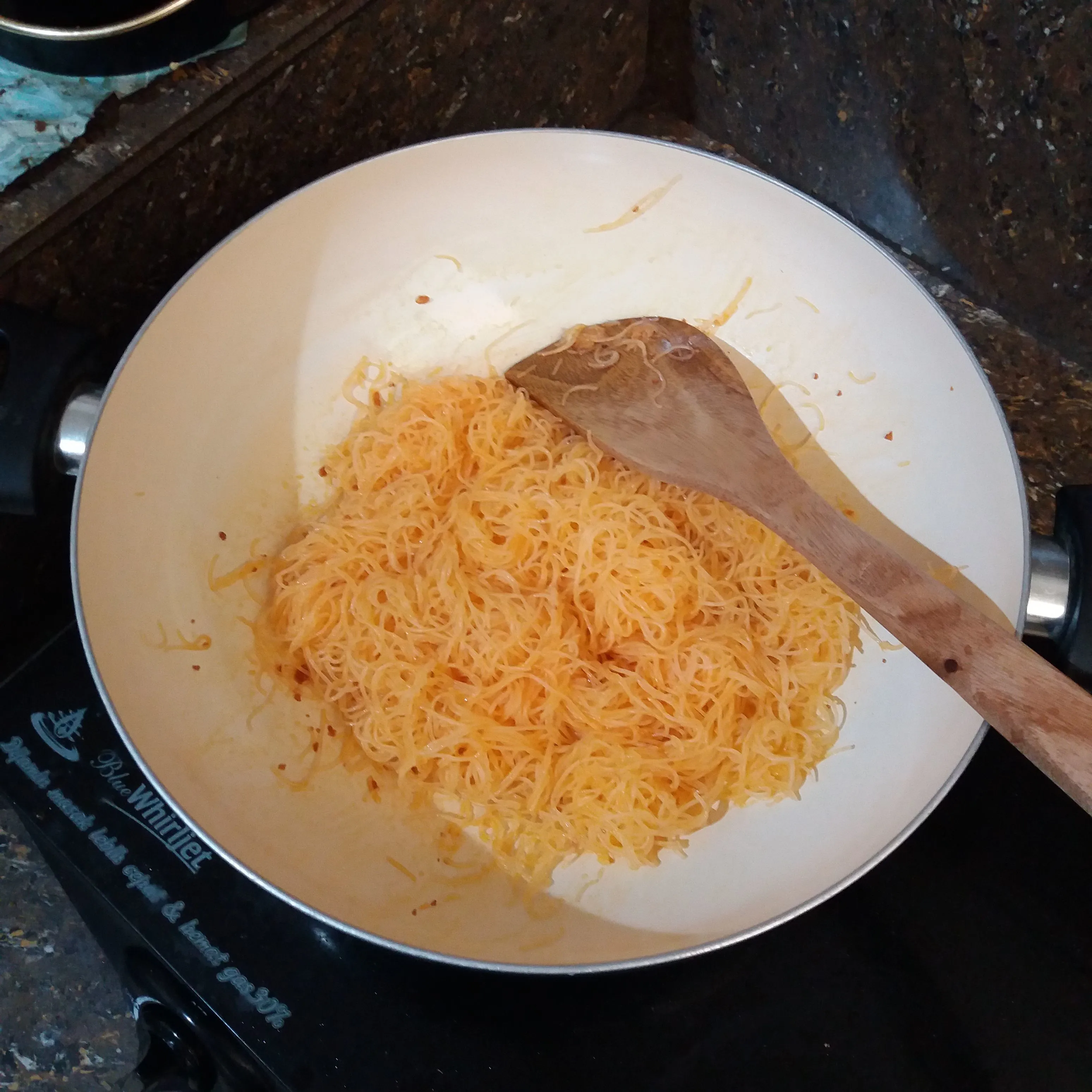 Step 4 Bihun Goreng Merah Seafood Suroboyo