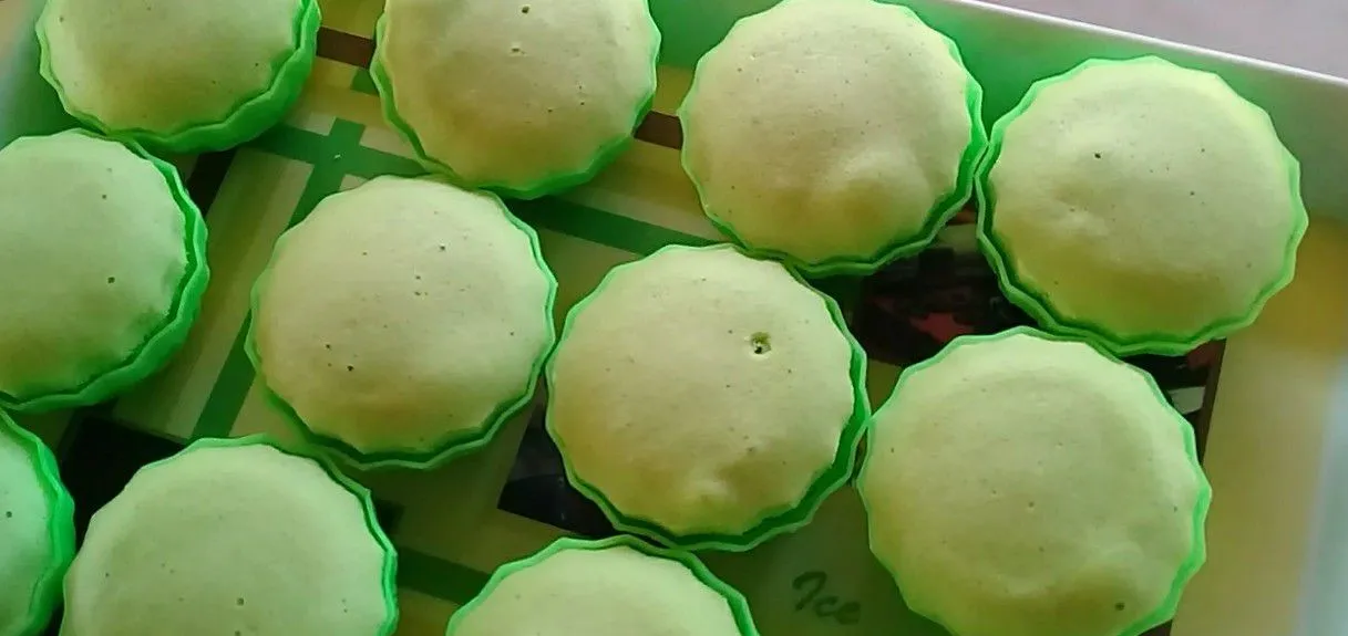 Setelah matang keluarkan dari cetakan dan siap di hidangkan.