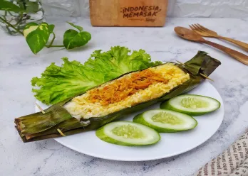 Nasi Bakar Ayam Pedas