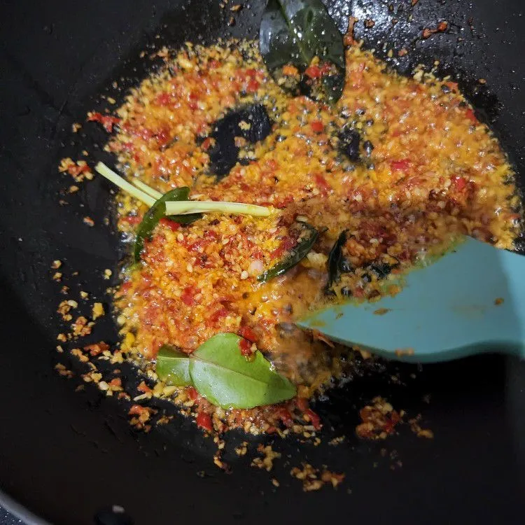 Step 3 Ayam Suwir Kemangi